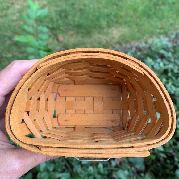 Longaberger 1999 Small Basket, 3” x 3 1/2” - Picture 6 of 9